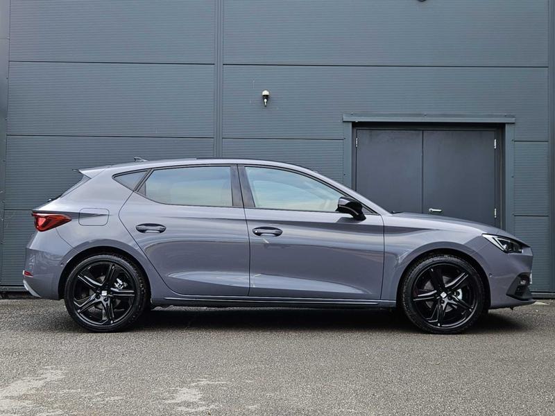 Used SEAT Leon 2025 for sale - 76154217: Photo 4