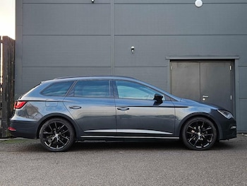 Used SEAT Leon 2019 for sale - 76660054: Photo