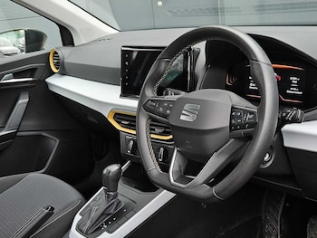 Used SEAT Arona 2023 for sale - 76126465: Photo