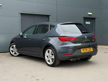 Used SEAT Leon 2019 for sale - 77989088: Photo