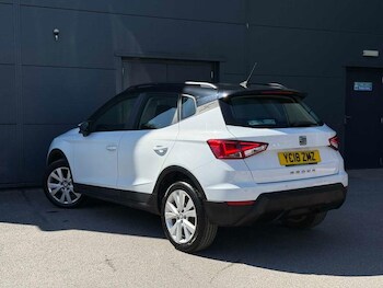 Used SEAT Arona 2018 for sale - 78329394: Photo
