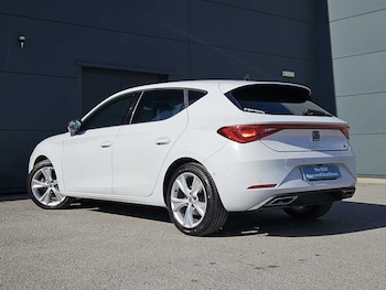 Used SEAT Leon 2023 for sale - 75997397: Photo