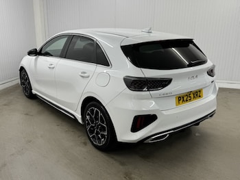 Used Kia Ceed 2025 for sale - 78165900: Photo