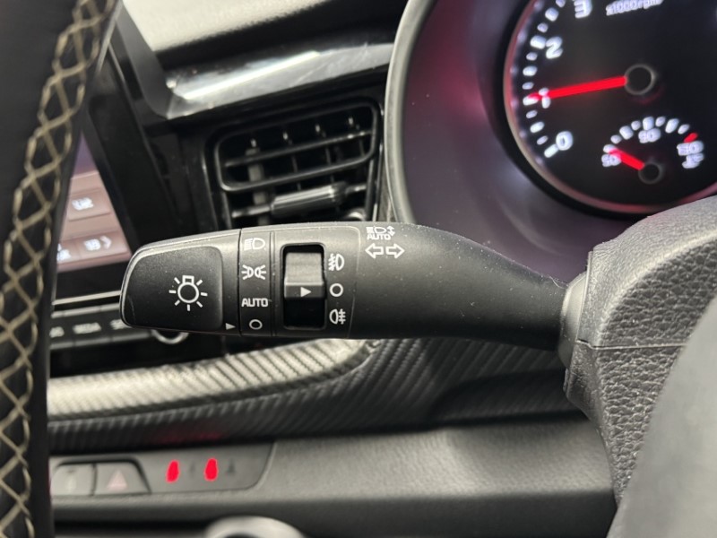 Used Kia Stonic 2022 for sale - 76922444: Photo 21