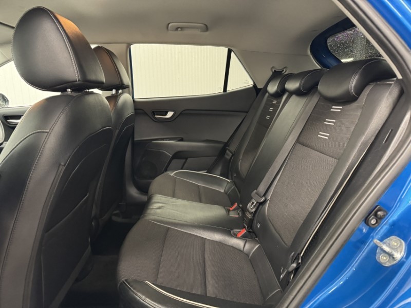 Used Kia Stonic 2022 for sale - 76922444: Photo 5