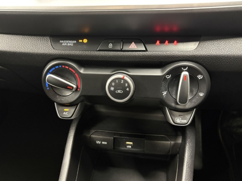 Used Kia Stonic 2020 for sale - 76922494: Photo 13