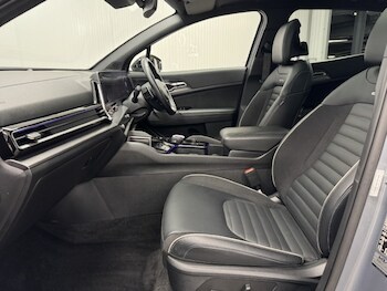 Used Kia Sportage 2023 for sale - 76922443: Photo