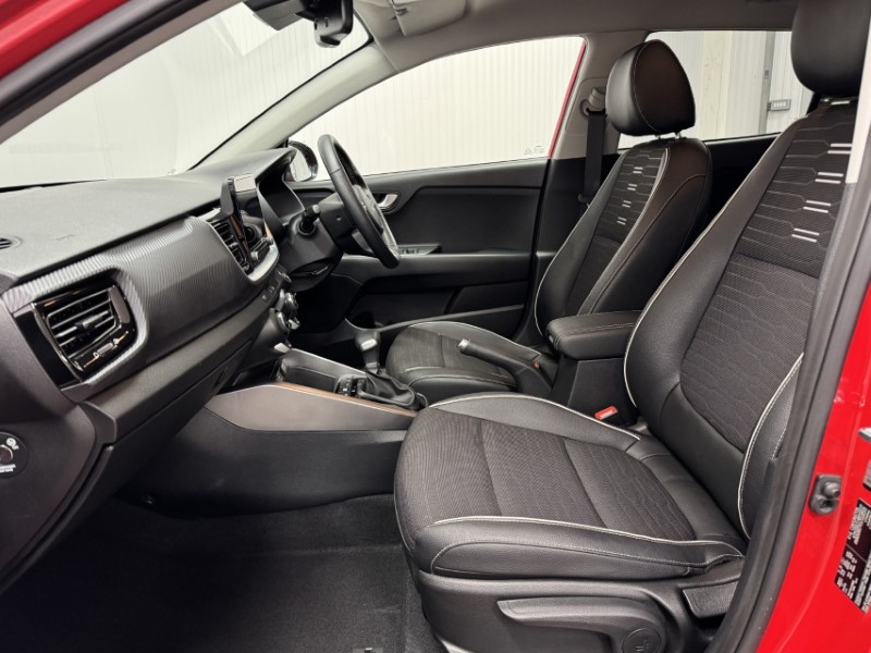 Used Kia Stonic 2025 for sale - 77300577: Photo 4