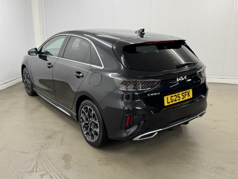 Used Kia Ceed 2025 for sale - 76922426: Photo 3