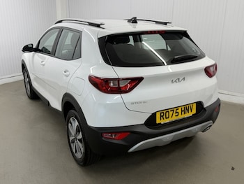Used Kia Stonic 2025 for sale - 79101991: Photo