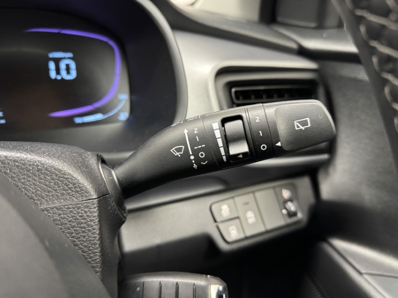 Used Kia Stonic 2024 for sale - 77248084: Photo 24