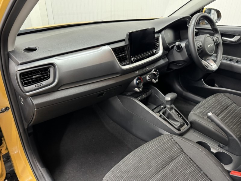 Used Kia Stonic 2024 for sale - 77248084: Photo 29