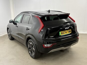 Used Kia Niro 2024 for sale - 76922433: Photo