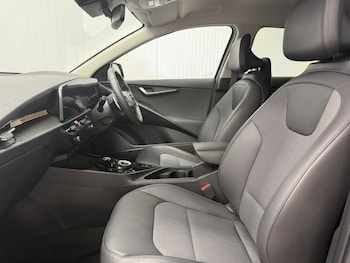 Used Kia Niro 2023 for sale - 78787812: Photo
