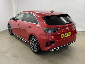 Used Kia Ceed 2025 for sale - 77225291: Photo