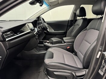 Used Kia Niro 2023 for sale - 77001354: Photo