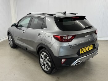Used Kia Stonic 2024 for sale - 78352794: Photo