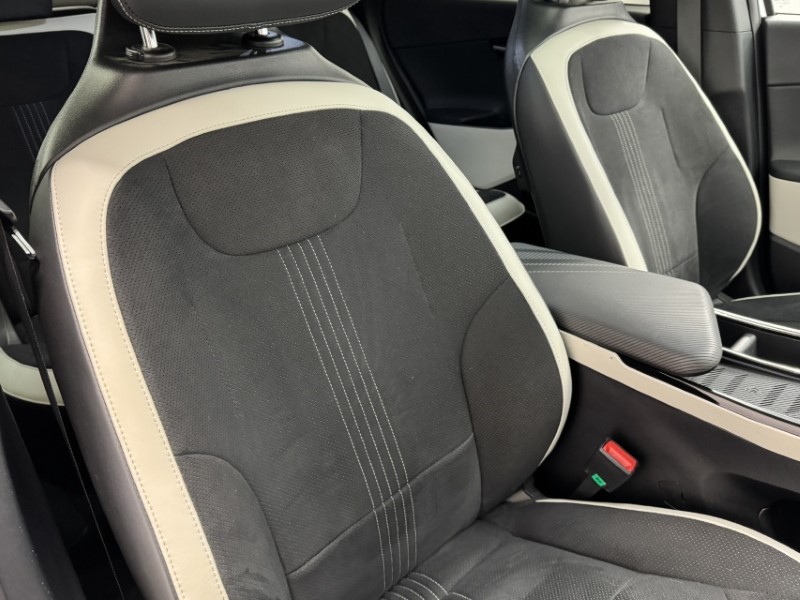 Used Kia EV6 2023 for sale - 77381075: Photo 32