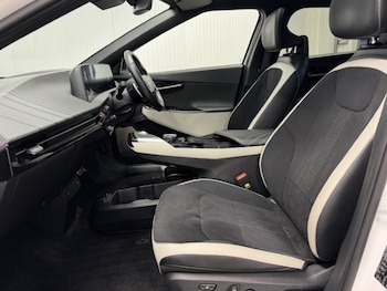 Used Kia EV6 2023 for sale - 77381075: Photo