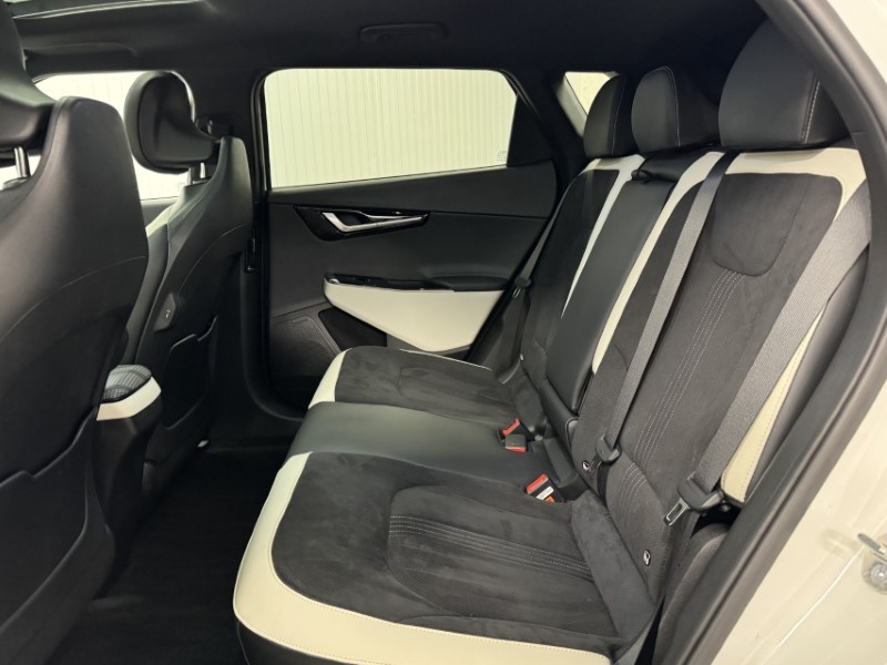 Used Kia EV6 2023 for sale - 77381075: Photo 5