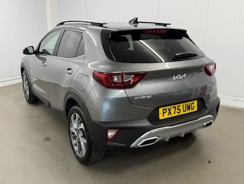 Used Kia Stonic 2025 for sale - 79504509: Photo