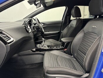 Used Kia Ceed 2023 for sale - 77803983: Photo