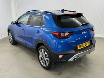 Used Kia Stonic 2022 for sale - 78313846: Photo