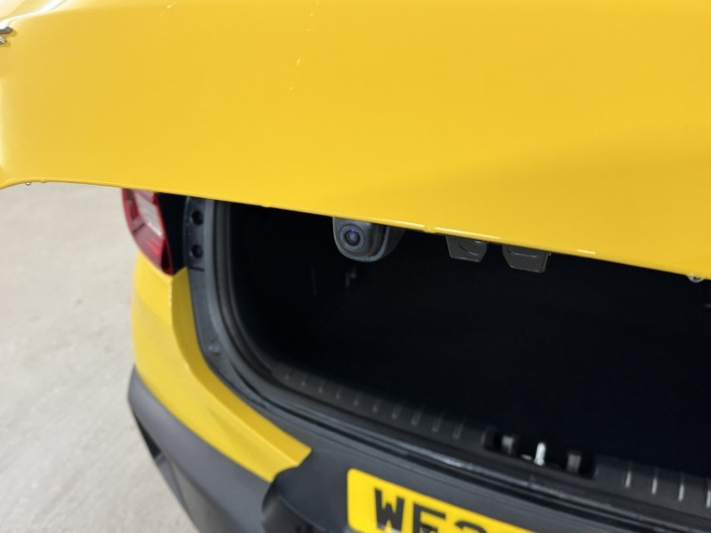 Used Kia Stonic 2023 for sale - 76922446: Photo 33