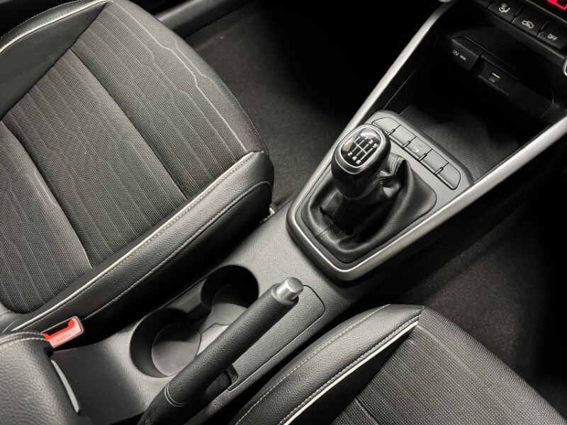 Used Kia Stonic 2023 for sale - 78067156: Photo 18