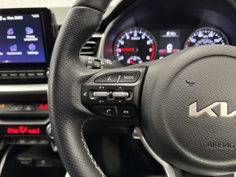 Used Kia Stonic 2023 for sale - 78067156: Photo 20