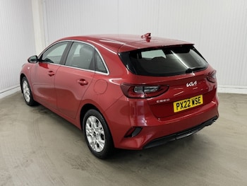 Used Kia Ceed 2022 for sale - 77718083: Photo