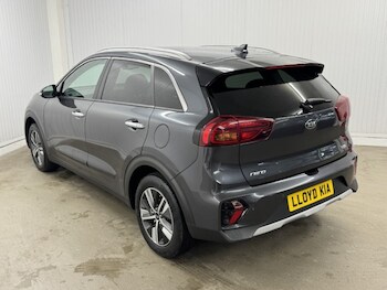 Used Kia Niro 2020 for sale - 77877758: Photo
