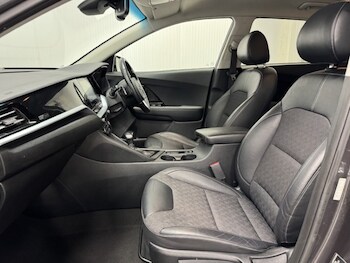 Used Kia Niro 2020 for sale - 77877758: Photo