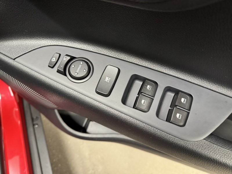 Used Kia Stonic 2025 for sale - 76922466: Photo 23