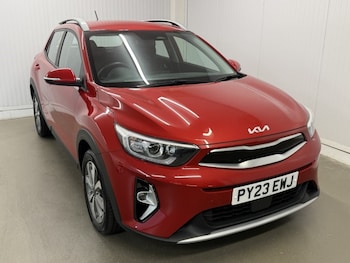 Used Kia Stonic 2023 for sale - 79340544: Photo