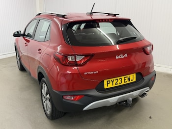 Used Kia Stonic 2023 for sale - 79340544: Photo