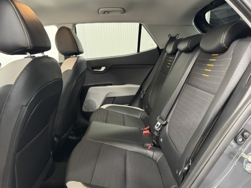 Used Kia Stonic 2023 for sale - 77474734: Photo 5