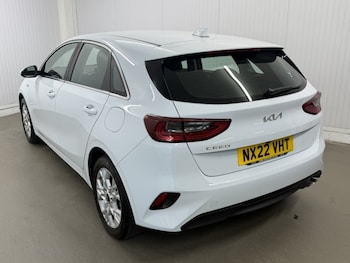 Used Kia Ceed 2022 for sale - 79208611: Photo