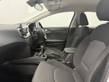 Used Kia Ceed 2022 for sale - 79208611: Photo
