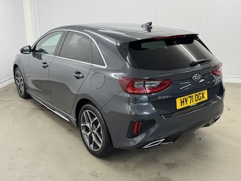 Used Kia Ceed 2021 for sale - 76922442: Photo