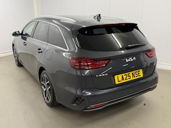 Used Kia Ceed 2025 for sale - 79195983: Photo