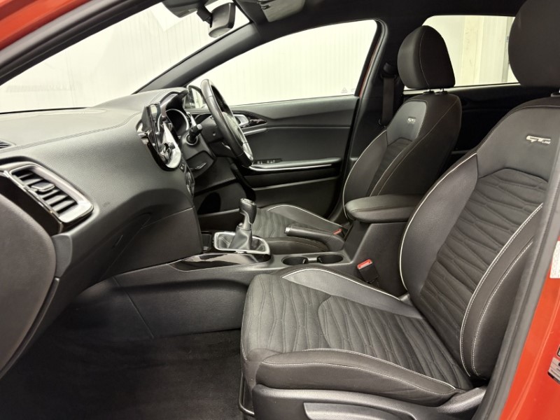 Used Kia Ceed 2022 for sale - 76922435: Photo 4