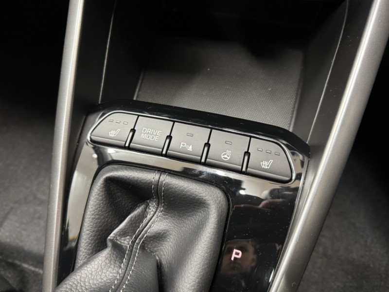 Used Kia Stonic 2024 for sale - 77285810: Photo 16