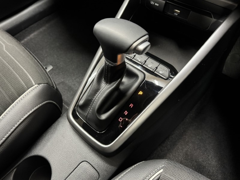 Used Kia Stonic 2024 for sale - 77285810: Photo 17