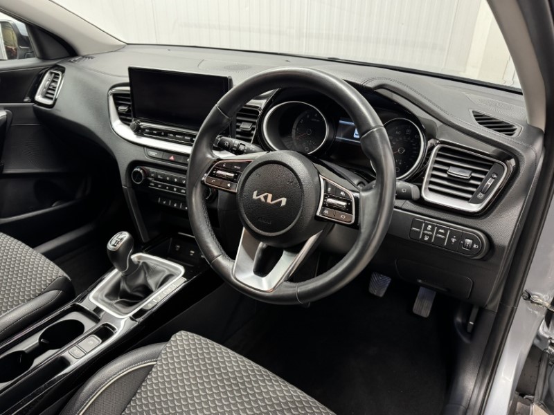 Used Kia XCeed 2023 for sale - 77336044: Photo 30