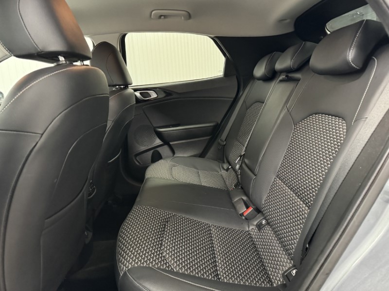 Used Kia XCeed 2023 for sale - 77336044: Photo 5