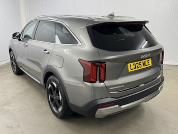 Used Kia Sorento 2025 for sale - 77198379: Photo