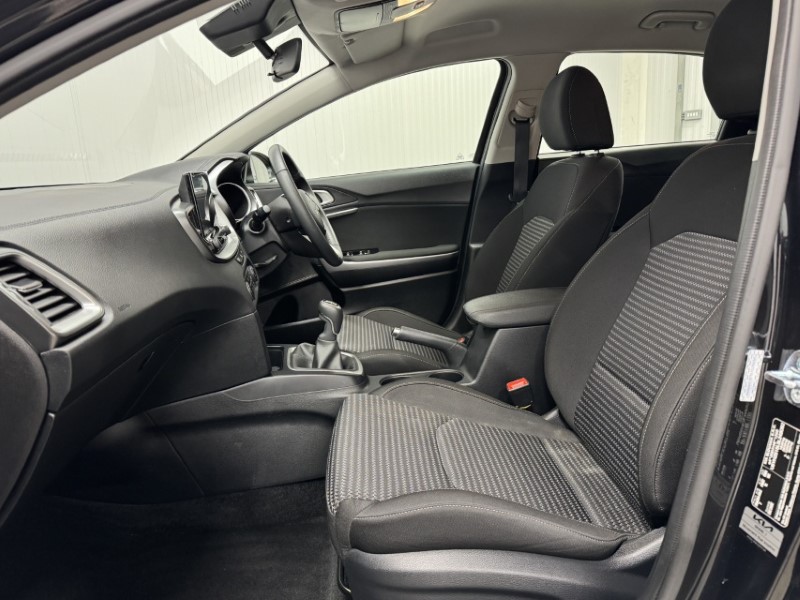 Used Kia Ceed 2025 for sale - 77326458: Photo 4