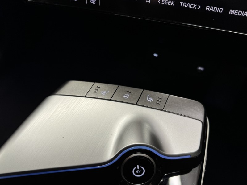 Used Kia EV6 2024 for sale - 77746001: Photo 17