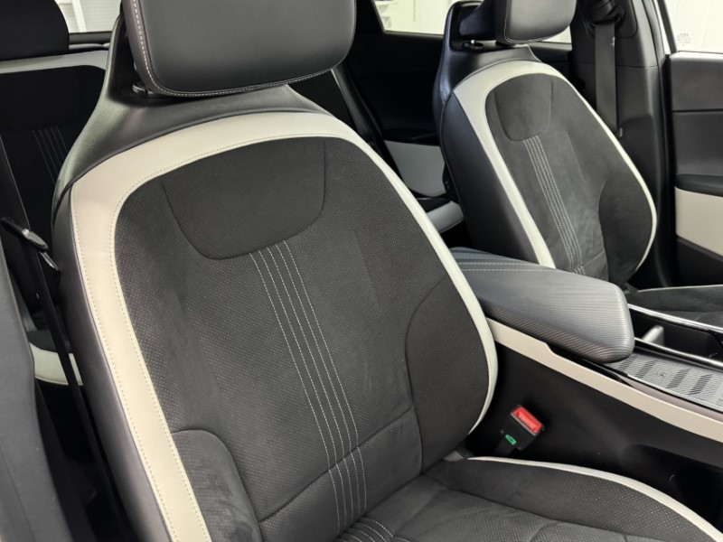 Used Kia EV6 2023 for sale - 77653298: Photo 30